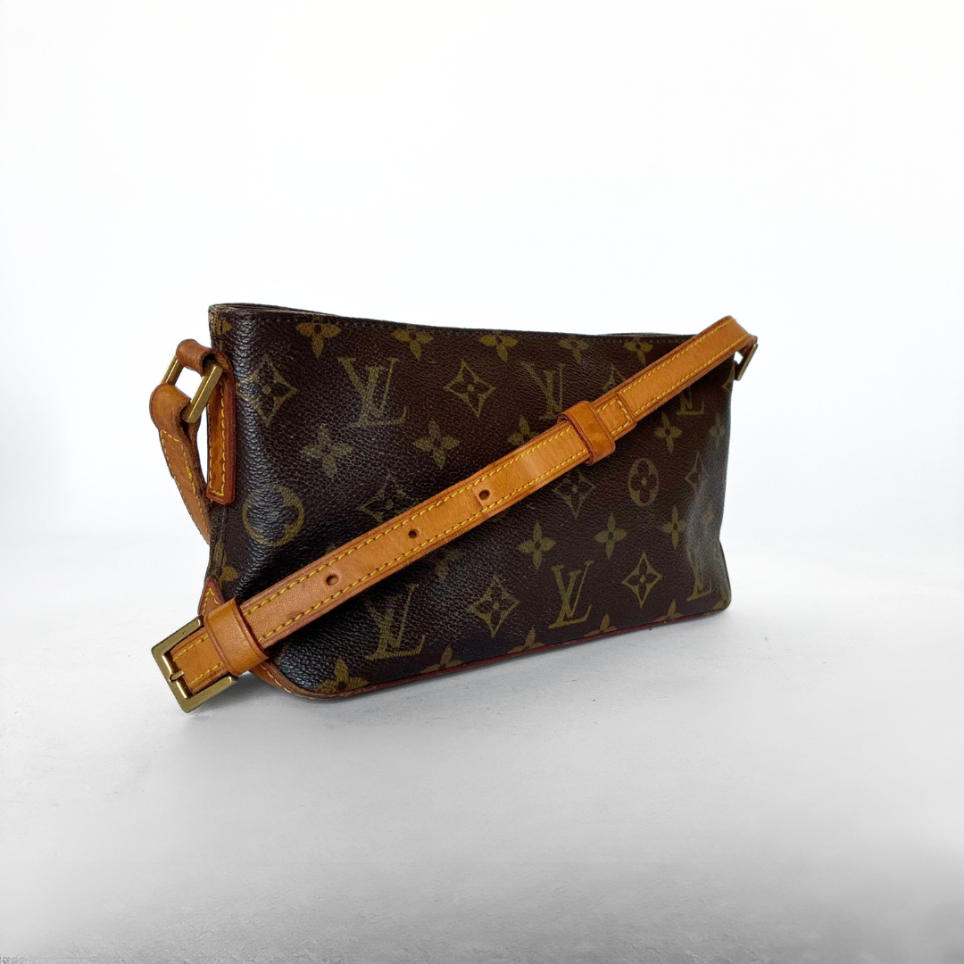 Louis Vuitton Trotteur Monogram Canvas