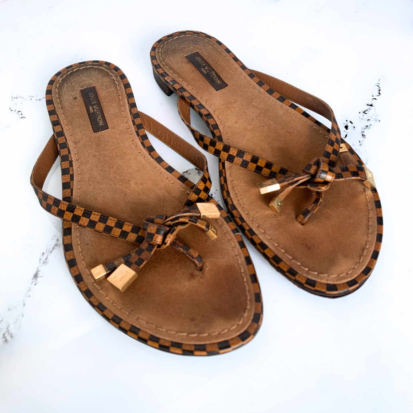 Louis Vuitton Louis Vuitton Flip Flops Checked Pattern - Shoes - Etoile Luxury Vintage