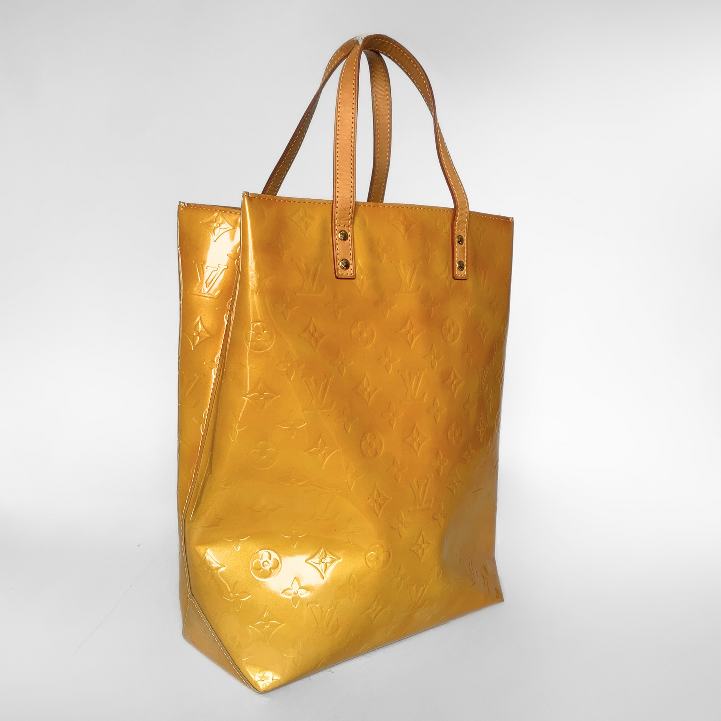 Louis Vuitton Reade MM Monogram Vernis