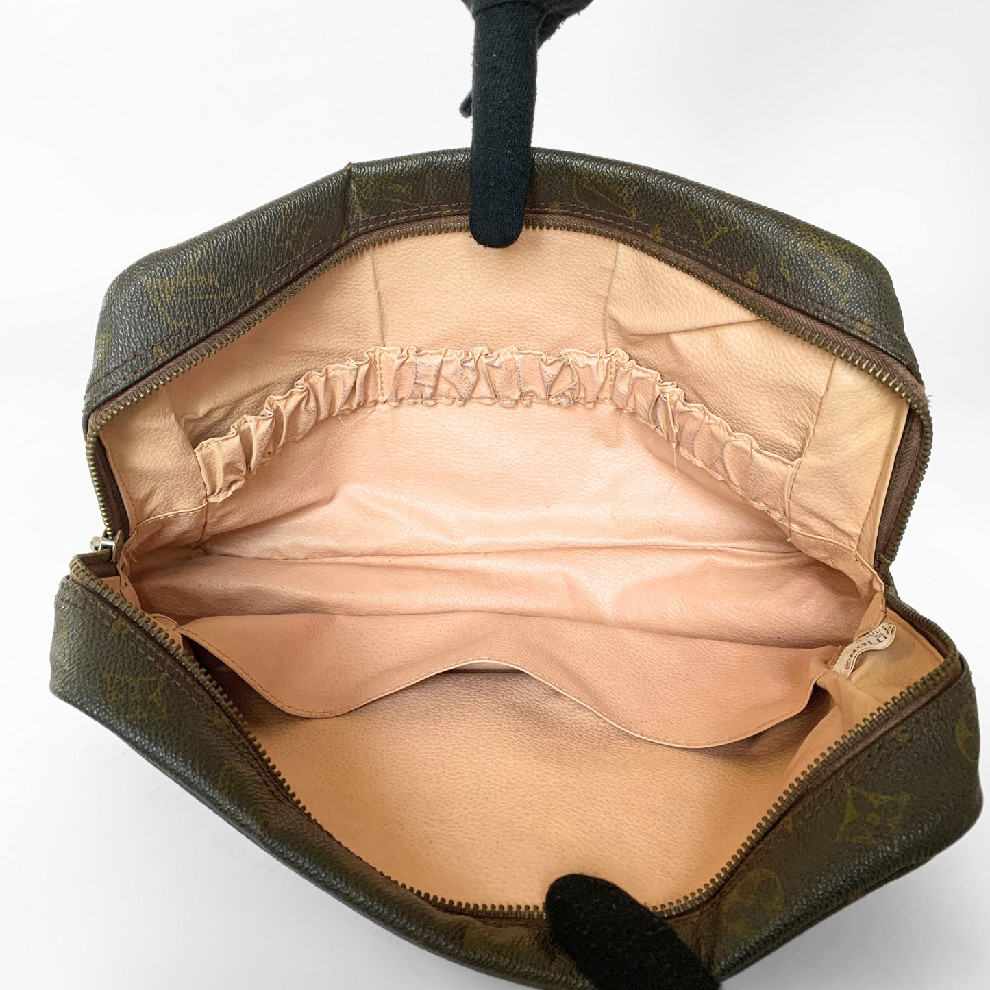 Louis Vuitton Toiletry Bag Monogram Canvas