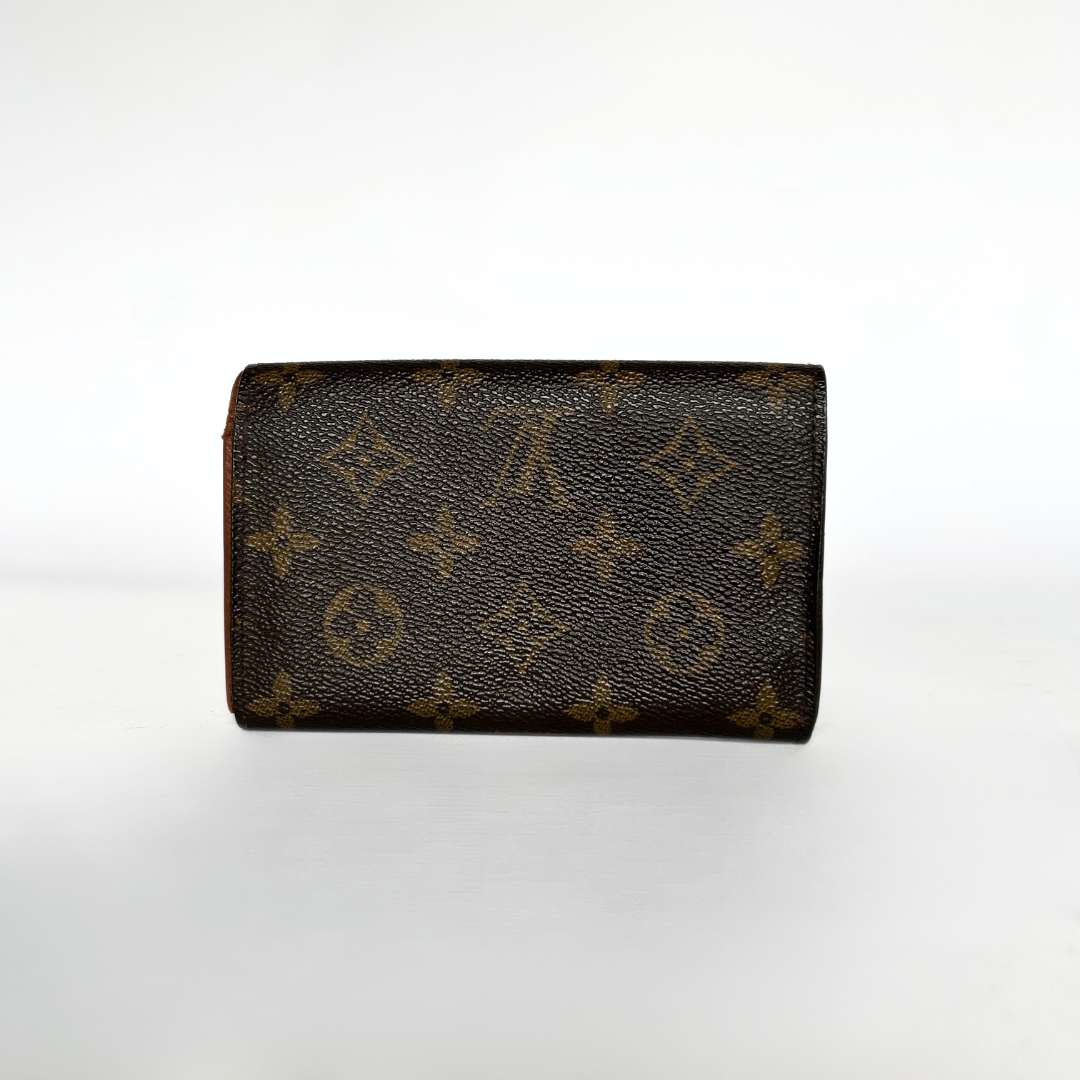 Louis Vuitton Louis Vuitton Wallet Medium Monogram Canvas - Wallets - Etoile Luxury Vintage