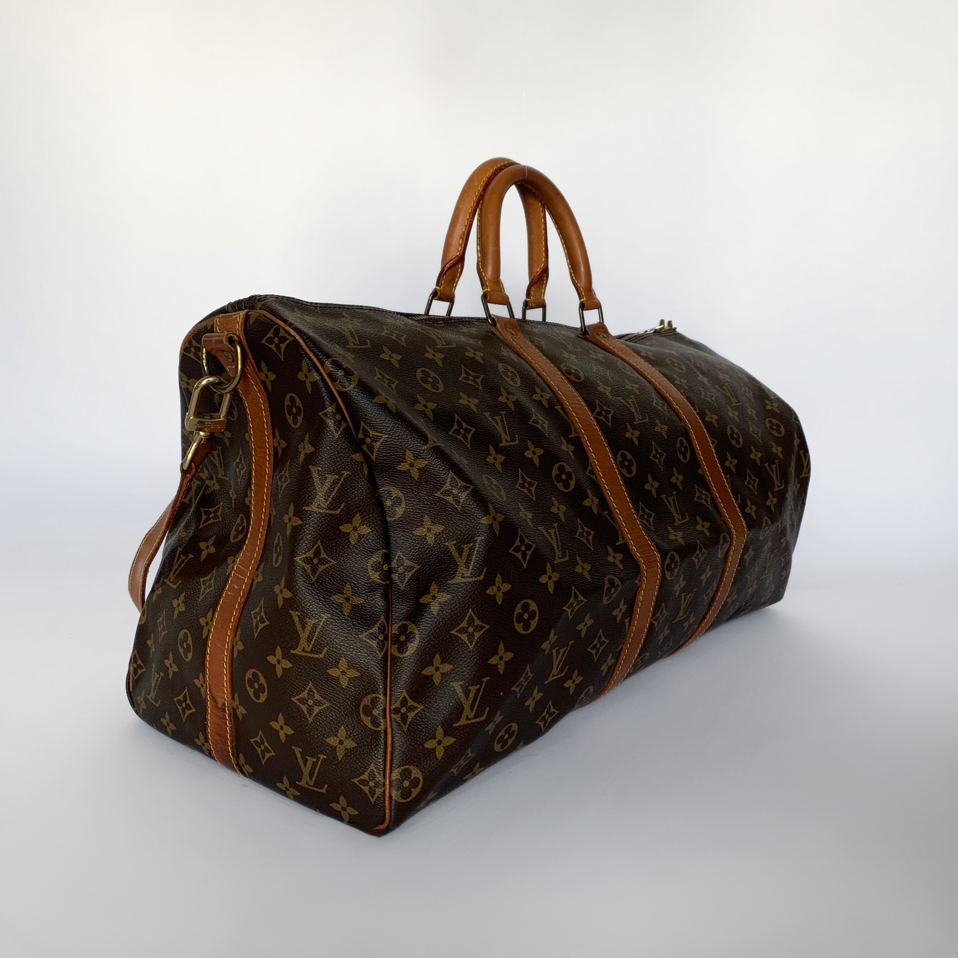 Louis Vuitton Louis Vuitton Keepall 55 Bandouli&egrave;re Monogram Canvas - Travel bags - Etoile Luxury Vintage