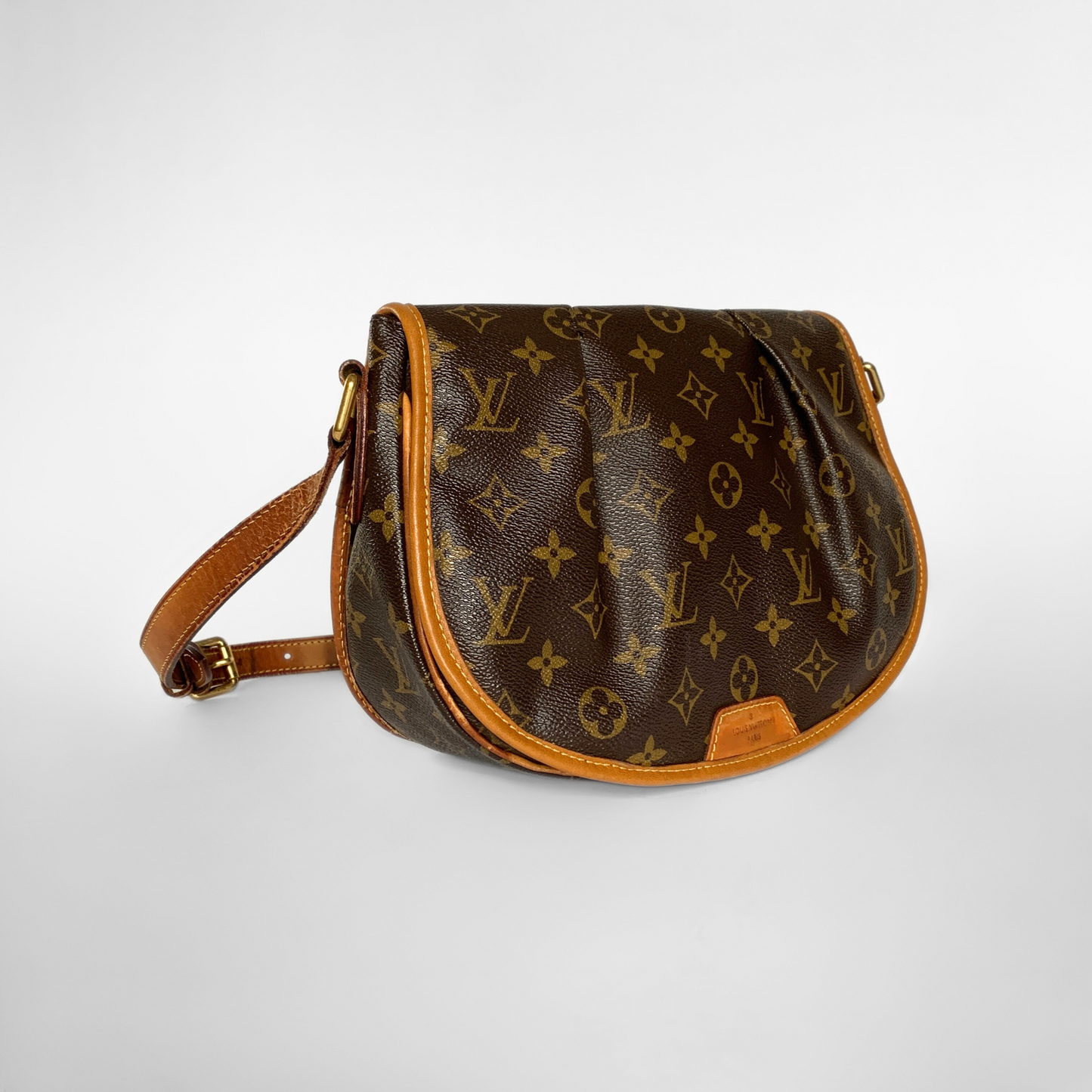 Louis Vuitton Menilmontant Monogram Canvas