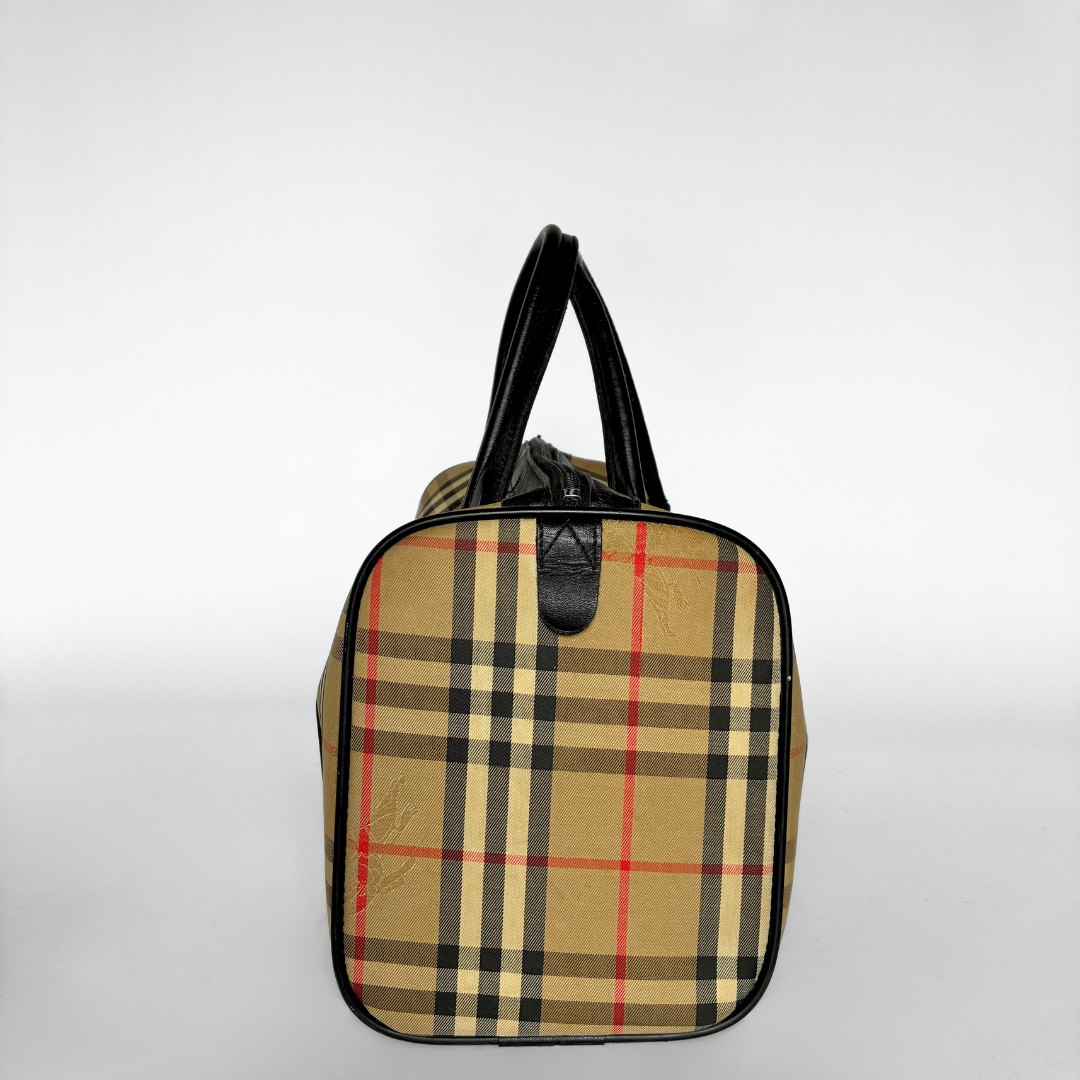 Burberry Boston Haymarket Check