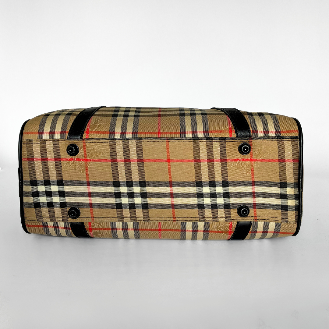 Burberry Boston Haymarket Check