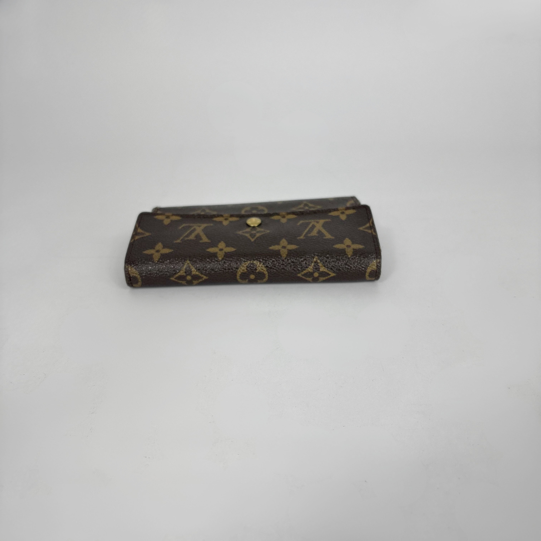 Louis Vuitton Wallet International