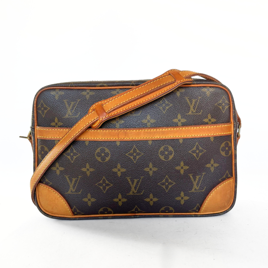 Louis Vuitton Trocadero PM Monogram Canvas