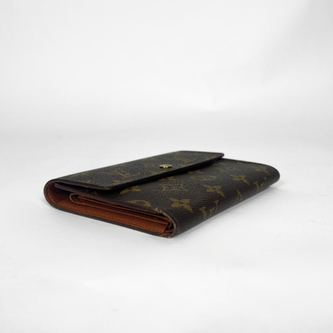 Louis Vuitton Wallet International