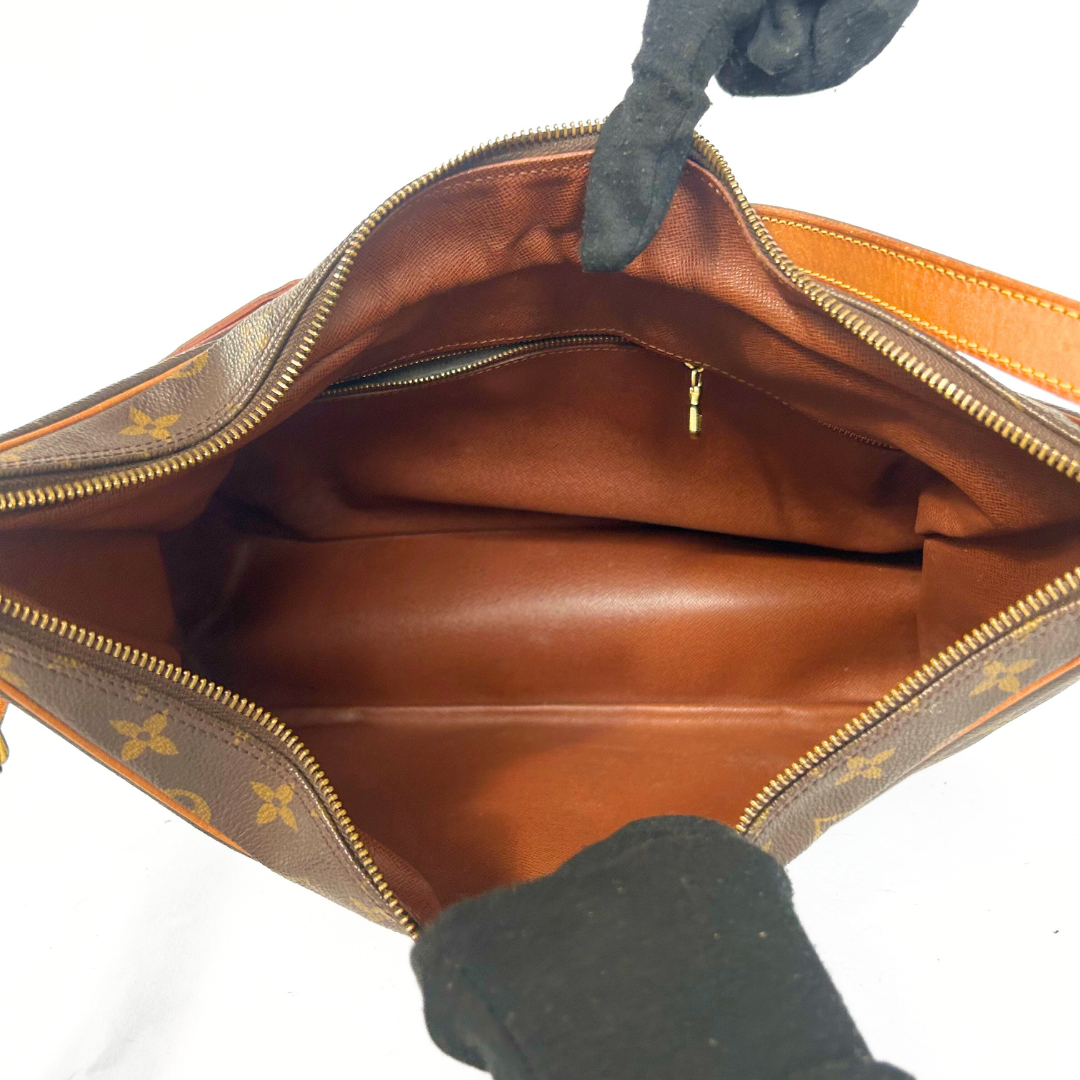 Louis Vuitton Boulogne GM Monogram Canvas