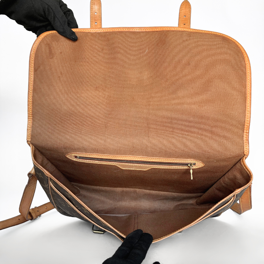 Louis Vuitton Gibecière GM Monogram Canvas