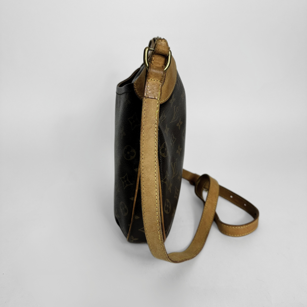 Louis Vuitton Odeon PM Monogram Canvas