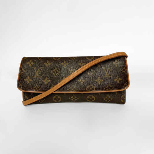 Louis Vuitton Louis Vuitton Pochette Twin GM Monogram Canvas - Crossbody bags - Etoile Luxury Vintage