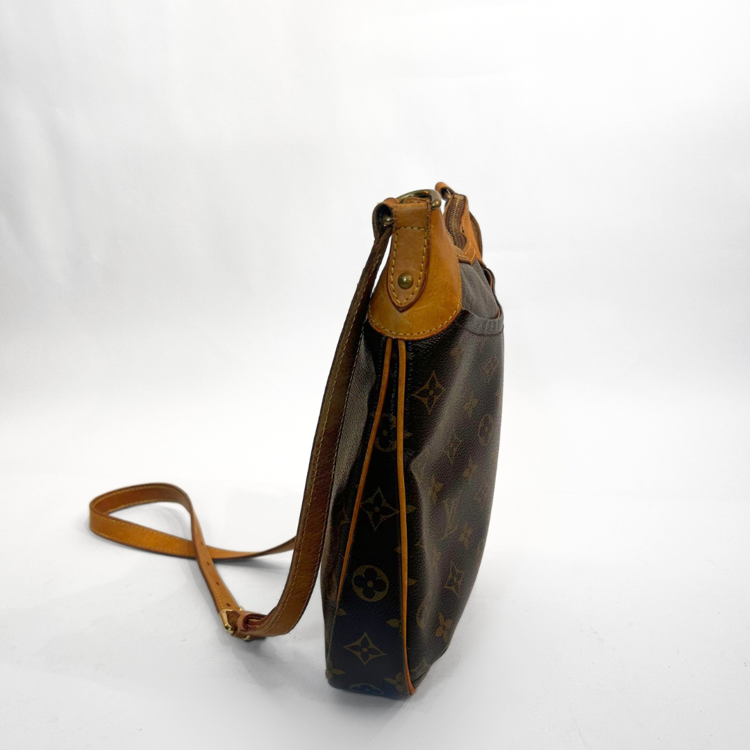 Louis Vuitton Odeon PM Monogram Canvas