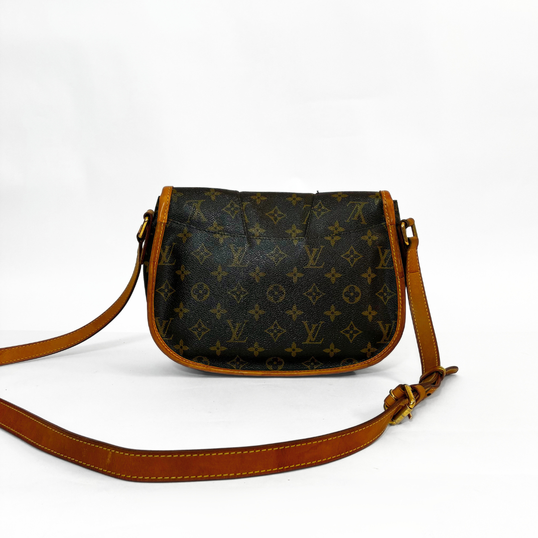 Louis Vuitton Menilmontant Monogram Canvas