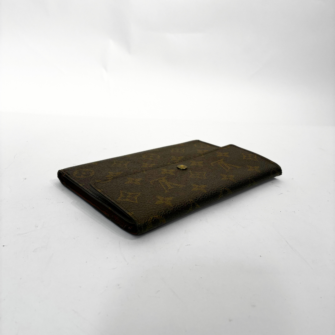 Louis Vuitton International Medium Wallet Monogram Canvas