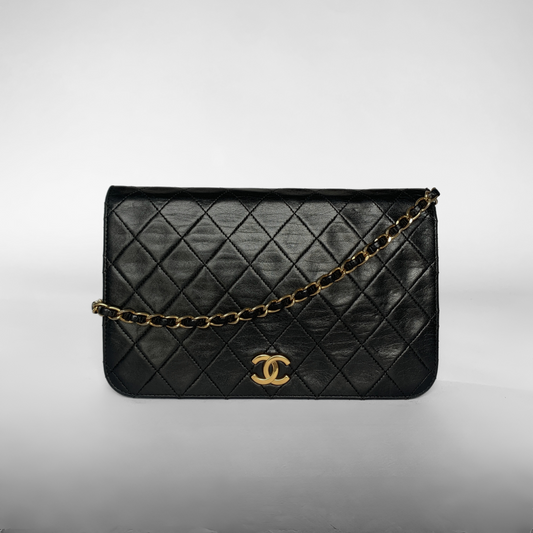 Chanel Chanel Single Flap Bag Lambskin Leather - Shoulder bags - Etoile Luxury Vintage